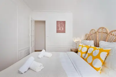 Un ou plusieurs lits dans un hébergement de l'établissement 3P Cosy proche Paris La Défense Fondation LV