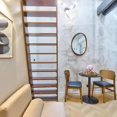 Elegant studio en mezzanine - Parc Monceau