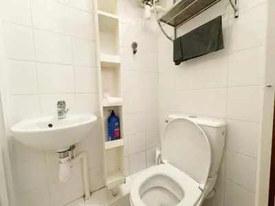 Salle de bains dans l'établissement Cozy House Notre-Dame