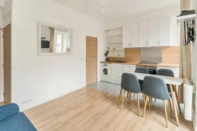 Cuisine ou kitchenette dans l'établissement Appartement Montorgueil 3 étoiles - Welkeys