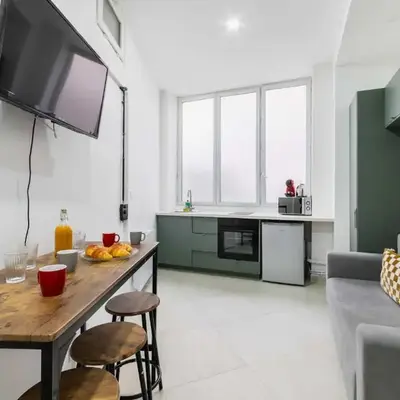 Appartement metro jaures tout equipe - Paris 19