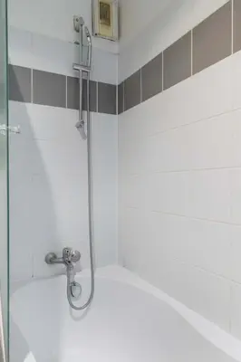 Salle de bains dans l'établissement 204 - Charmant studio jardins des plantes -Paris 5