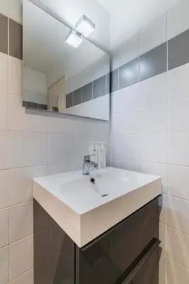 Salle de bains dans l'établissement 204 - Charmant studio jardins des plantes -Paris 5