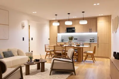 Coin salon dans l'établissement Elegant apartment with AC - 3BR-6P- Montorgueil