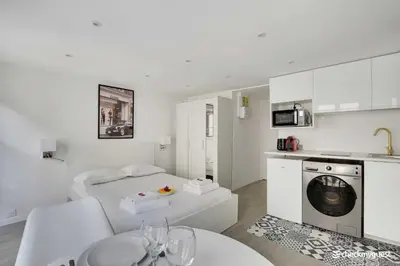 Cuisine ou kitchenette dans l'établissement Intimate apartment - 2P - Le Marais