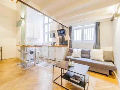 Coin salon dans l'établissement Quiet apartment 1BR 4P - Quartier du Mail