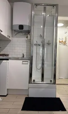 Salle de bains dans l'établissement Charmant studio avec ascenseur