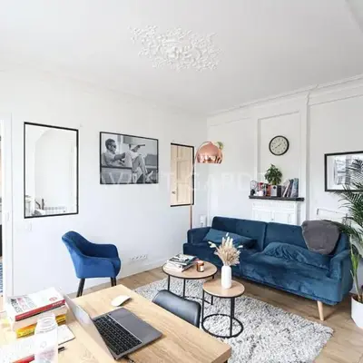Mid-Term - Batignolles - 15 min-center of Paris
