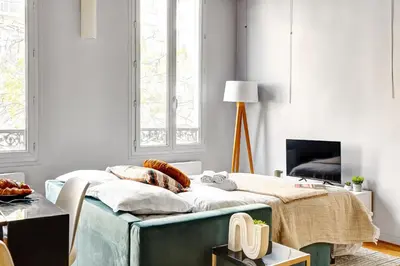 Un ou plusieurs lits dans un hébergement de l'établissement Central 1BR in Le Marais - Close to Notre-Dame - Paris Vacation Rentals