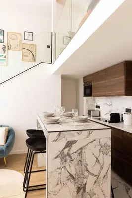 Cuisine ou kitchenette dans l'établissement Bright Loft - 2BR 6P - close to Montmartre