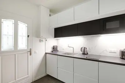 Cuisine ou kitchenette dans l'établissement Intimate studio - 2P - Arts et MÃ©tiers RÃ©publique