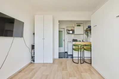 Cuisine ou kitchenette dans l'établissement Studio cosy à 1min à pied du métro Porte des Lilas