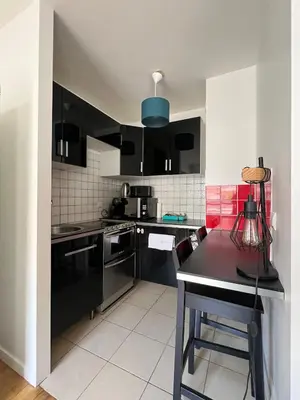Plan de l'établissement Logement proche centre d'affaires calme et terrasse