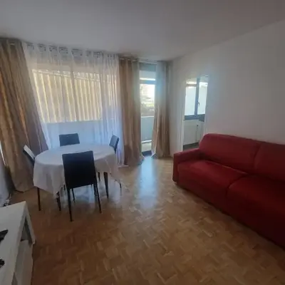 Large Studio with Terrace and Sun - Eiffel Tower