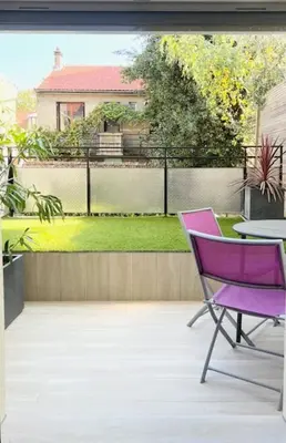 Jardin de l'établissement Cosy 2 pièces terrasse 15 minutes de Paris