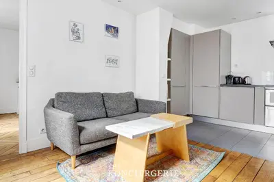 Cuisine ou kitchenette dans l'établissement BM-Nid Cosy a Oberkampf - pour Deux