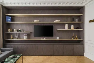 Télévision ou salle de divertissement dans l'établissement My Paris Apartments - Marbeuf