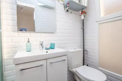 Salle de bains dans l'établissement Cozy studio near Invalides