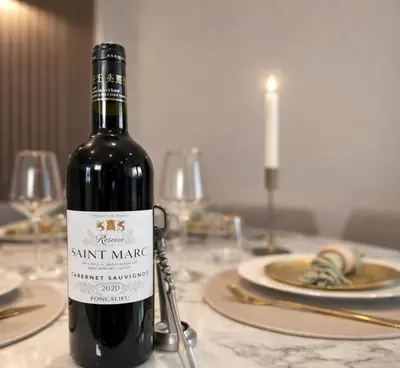 Boissons dans l'établissement Montparnasse - Premium apartment with lift and balcony for 6
