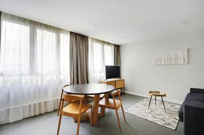 Télévision ou salle de divertissement dans l'établissement Appartement cosy - Porte de Versailles