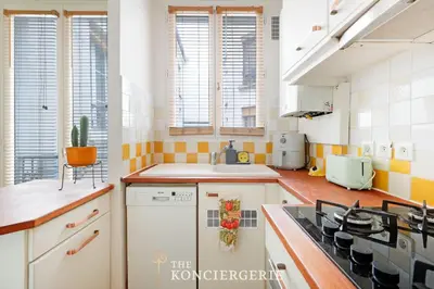 Cuisine ou kitchenette dans l'établissement BM-Entre Nation et Gare de Lyon - Paris 5p