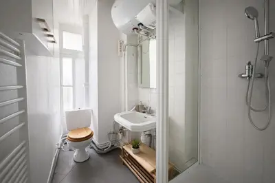 Salle de bains dans l'établissement Spacieux appartement de 2 pièces à Montmartre
