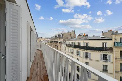 Balcon ou terrasse dans l'établissement Lavie Maison Spacious Apartment with Terrace