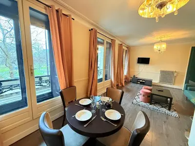 Coin salon dans l'établissement Superbe appartement Paris 17th - Place Pereire