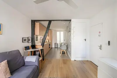 Coin salon dans l'établissement Appartement lumineux à Paris - Welkeys