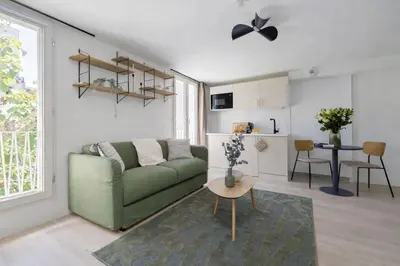 Coin salon dans l'établissement Lavie Maison Spacious Studio near Montmartre