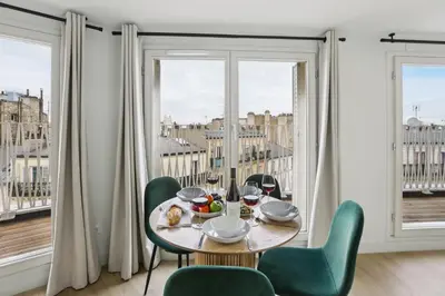 Balcon ou terrasse dans l'établissement Lavie Maison Private Terrace & Air Conditioning