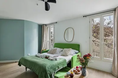 Un ou plusieurs lits dans un hébergement de l'établissement Lavie Maison Studio Close to Montmartre