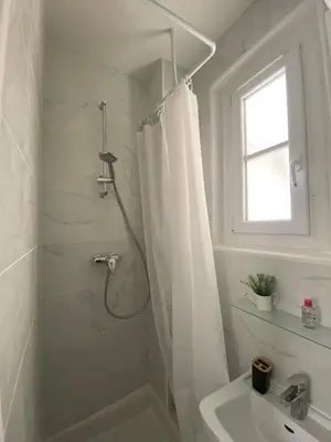 Salle de bains dans l'établissement Appartement Tour Eiffel