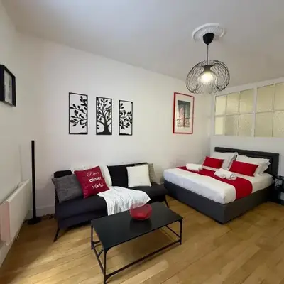 Pigalle Square - Modern apartment steps away from Moulin Rouge