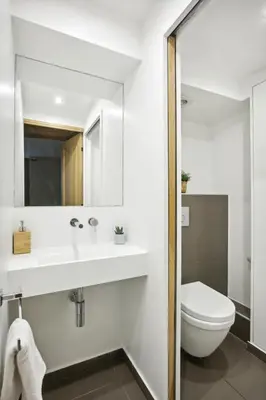 Salle de bains dans l'établissement BnBNova - 1BR Mabillon & Saint Germain