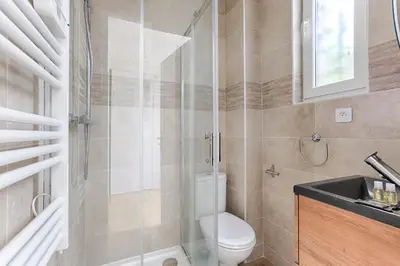 Salle de bains dans l'établissement Cosy Studio Cité Pilleux