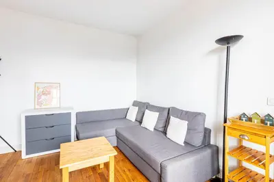 Coin salon dans l'établissement GuestReady - Quiet Charm in Gennevilliers