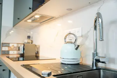 Cuisine ou kitchenette dans l'établissement Paris Homestay of Dreams