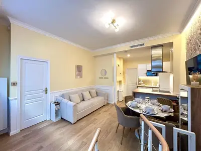 Cuisine ou kitchenette dans l'établissement Apartment 4* - 60 sqm - Parc des Expositions - 6p