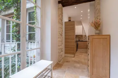 Plan de l'établissement Parisian Elegance - Refined 1BD in Le Marais