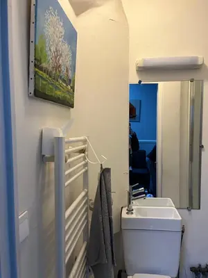 Salle de bains dans l'établissement Nid Parisien