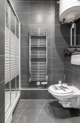 Salle de bains dans l'établissement Superbe Studio a 5 mn de la TOUR EIFFEl à PIED IDEAL Touristes et professionnel moins 15pourcents sur les longs séjours