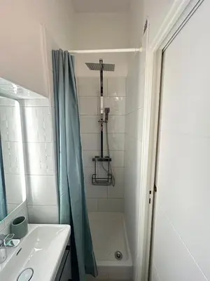 Salle de bains dans l'établissement Le Cocon