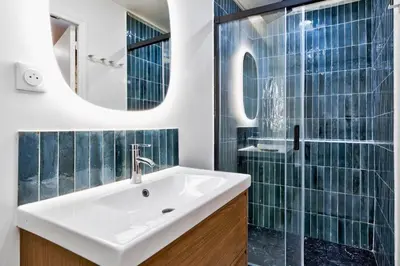 Salle de bains dans l'établissement 622 Arya Suite - Beautiful apartment in Paris 2nd