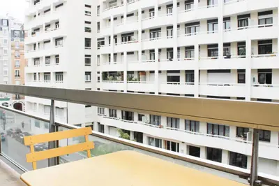 Balcon ou terrasse dans l'établissement Bright apartment in the heart of Paris
