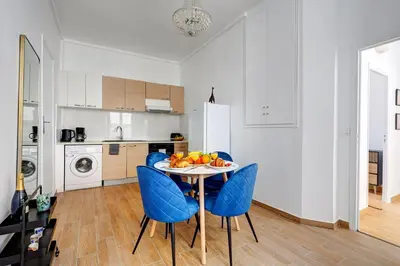 Cuisine ou kitchenette dans l'établissement BnBNova - 2BR - Le Marais & Montorgueil