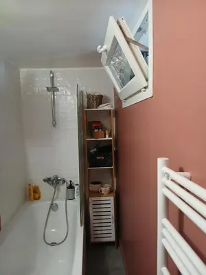 Salle de bains dans l'établissement Chambre Chez Gaelle