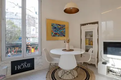 Télévision ou salle de divertissement dans l'établissement Saint André Charm