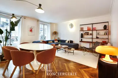Coin salon dans l'établissement Moderne pied a terre proche de Montmartre
