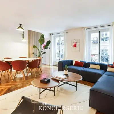 Moderne pied a terre proche de Montmartre